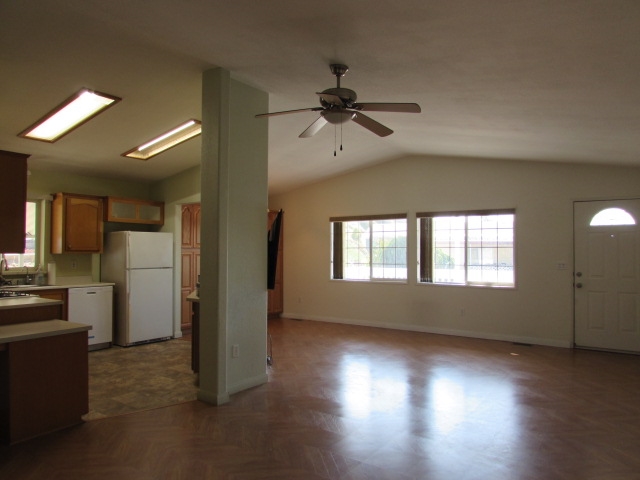1815 Sweetwater Road, Unit 76 Spring Valley, CA 91977 - Photo 9 of 25 Gallery Image 9