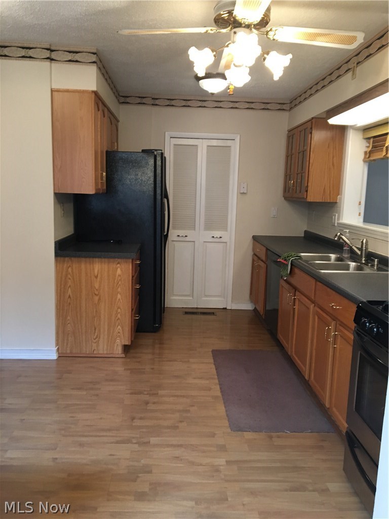 4045 Laurel Road Brunswick, OH 44212 - Photo 5 of 18 Gallery Image 5