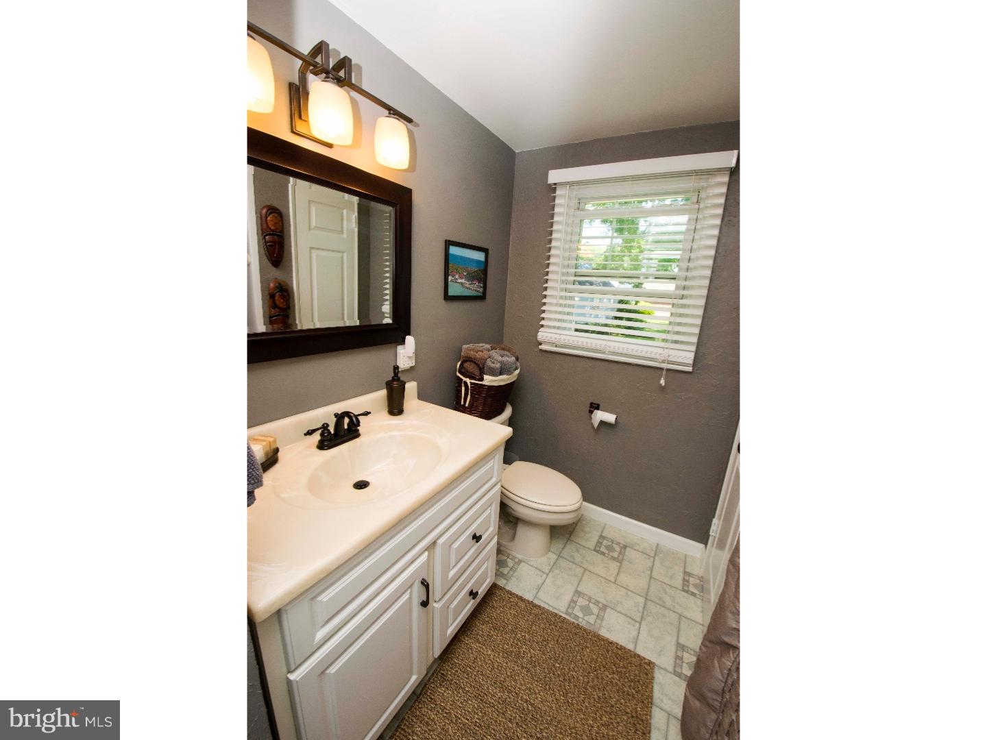 242 Story Road Aston, PA 19014 - Photo 15 of 24 Gallery Image 15