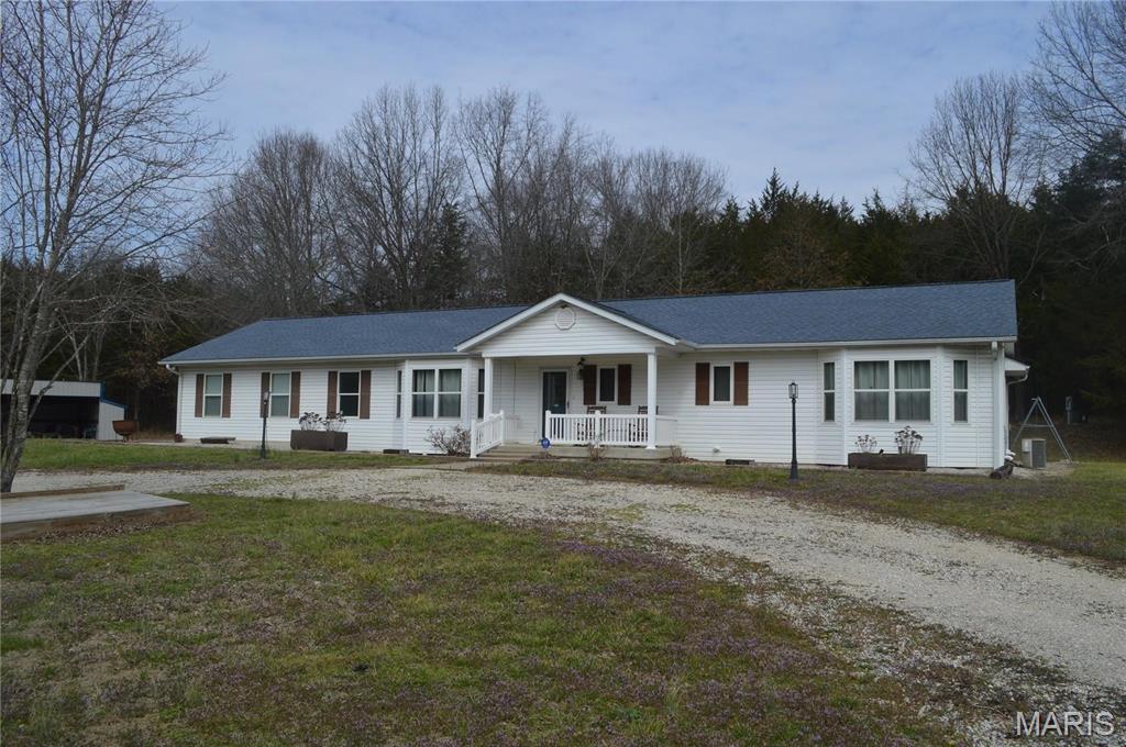 222 Scanland Farm Road Montgomery City, MO 63361 - Photo 1 of 69