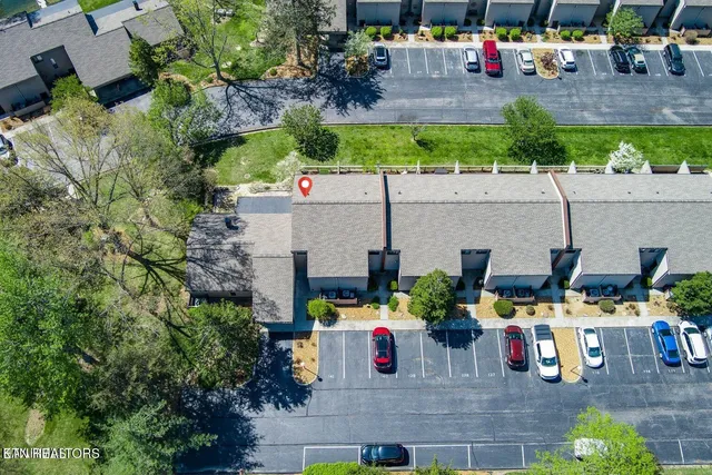 $225,000 | 7 Lakeshore Circle, Unit 141, Crossville, TN 38558