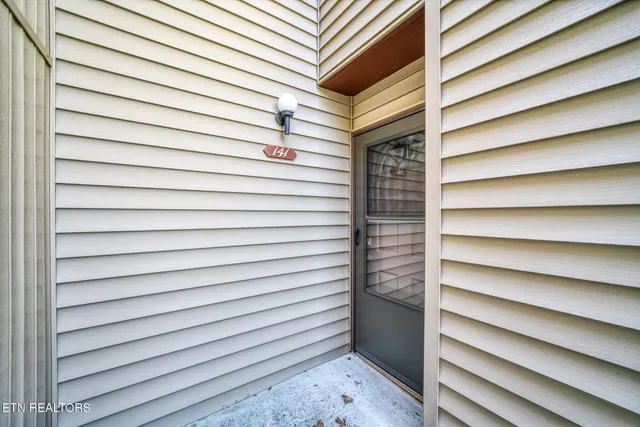 $225,000 | 7 Lakeshore Circle, Unit 141, Crossville, TN 38558