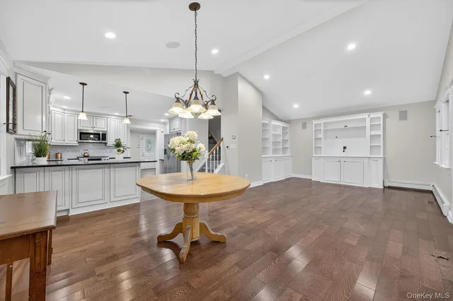 $810,000 | 7 Claire Avenue, Huntington Station, NY 11746