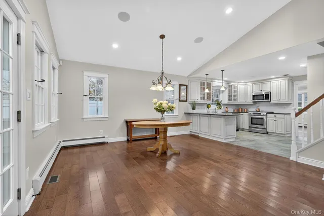 $810,000 | 7 Claire Avenue, Huntington Station, NY 11746