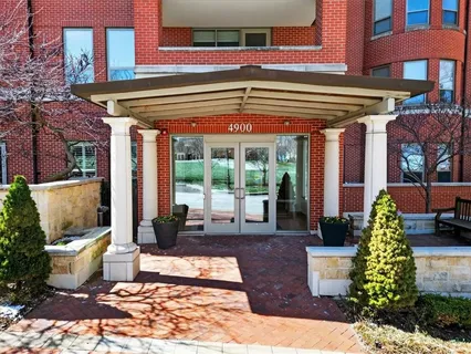 $595,000 | 4900 Central Street, Unit 104, Kansas City, MO 64112