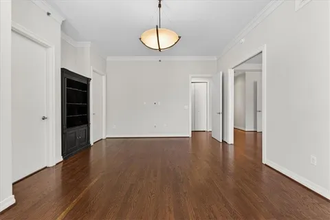 $595,000 | 4900 Central Street, Unit 104, Kansas City, MO 64112