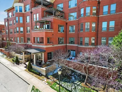 $595,000 | 4900 Central Street, Unit 104, Kansas City, MO 64112
