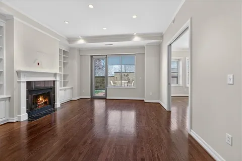 $595,000 | 4900 Central Street, Unit 104, Kansas City, MO 64112