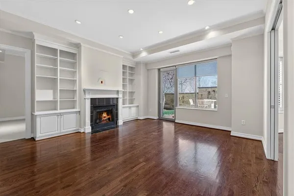 $595,000 | 4900 Central Street, Unit 104, Kansas City, MO 64112