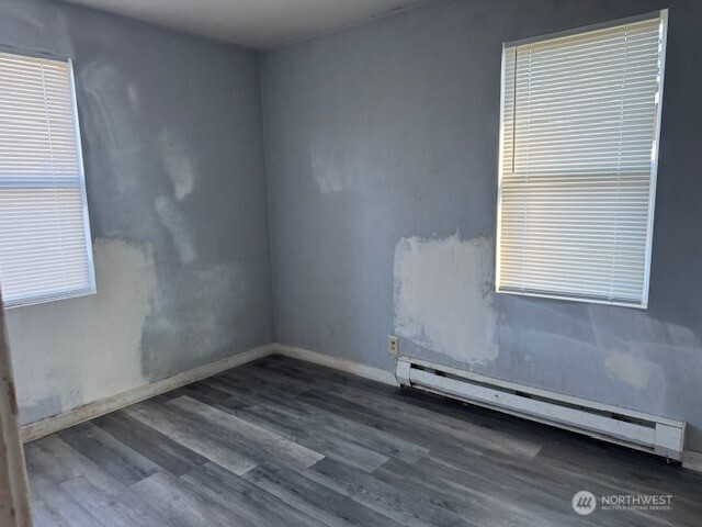 7464 South 118th Place Seattle, WA 98178 - Photo 9 of 13