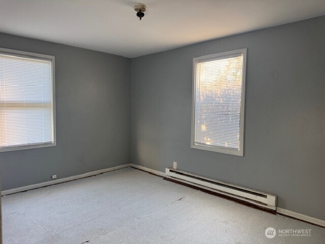 7464 South 118th Place Seattle, WA 98178 - Photo 10 of 13