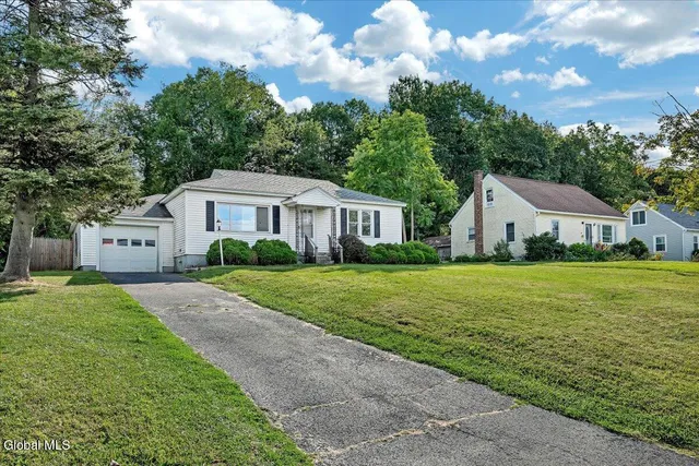 $229,000 | 211 Shaker Road, Albany, NY 12211