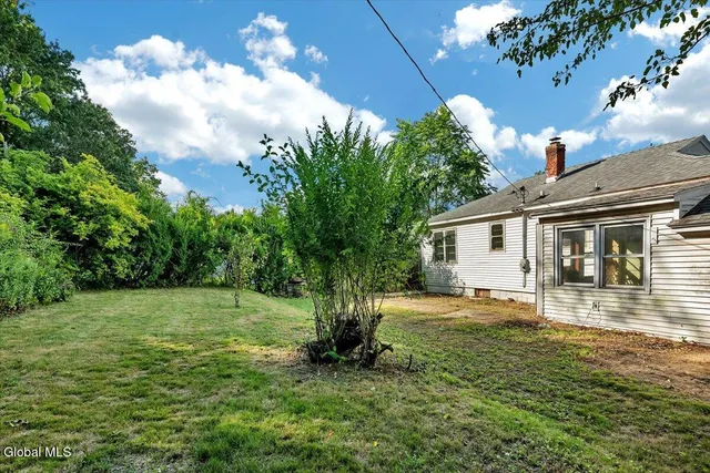 $229,000 | 211 Shaker Road, Albany, NY 12211