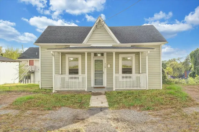 $150,000 | 518 Patton Avenue Northwest, Roanoke, VA 24016