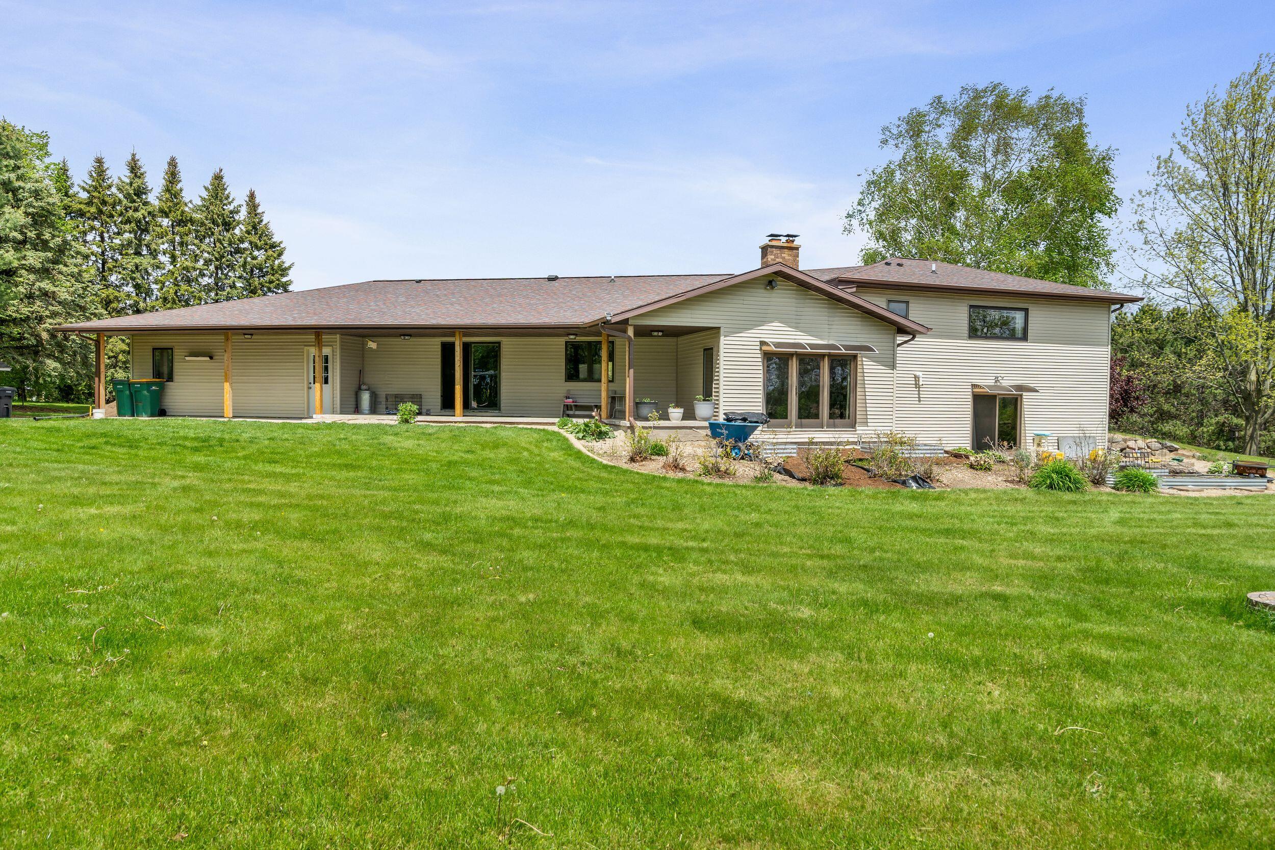 4613 West Rutland Road Rutland, WI 53521 - Photo 57 of 57 Exterior_03730