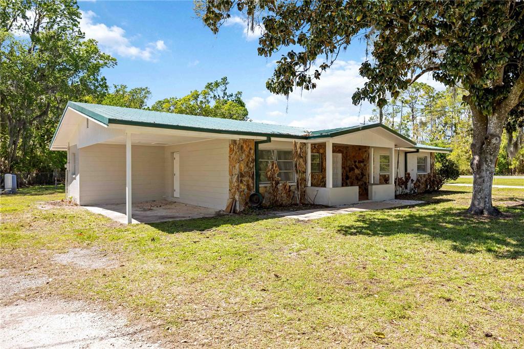 1432 Banana Road Lakeland, FL 33810 - Photo 5 of 39