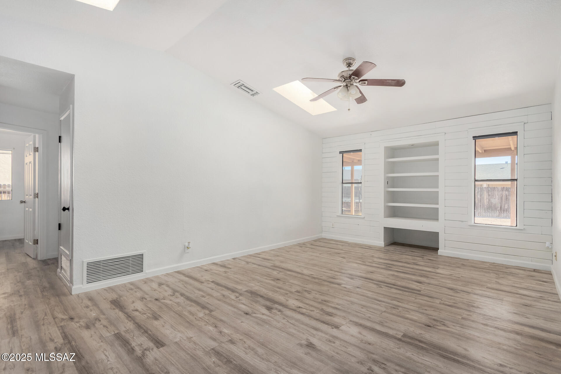 2665 West Flamebrook Road Tucson, AZ 85741 - Photo 6 of 34 Gallery Image 6