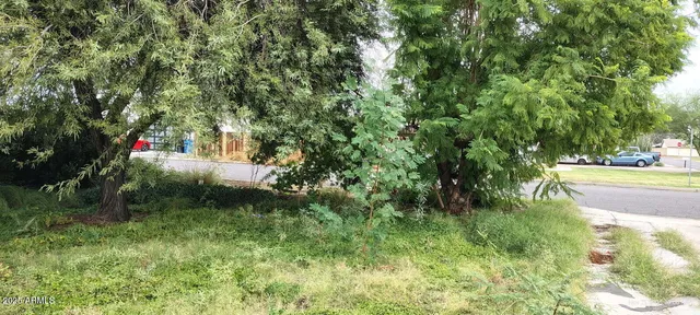 $300,000 | 2810 North 29th Place, Phoenix, AZ 85008