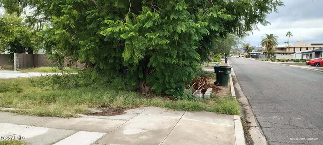 $300,000 | 2810 North 29th Place, Phoenix, AZ 85008