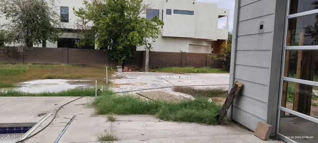 $300,000 | 2810 North 29th Place, Phoenix, AZ 85008