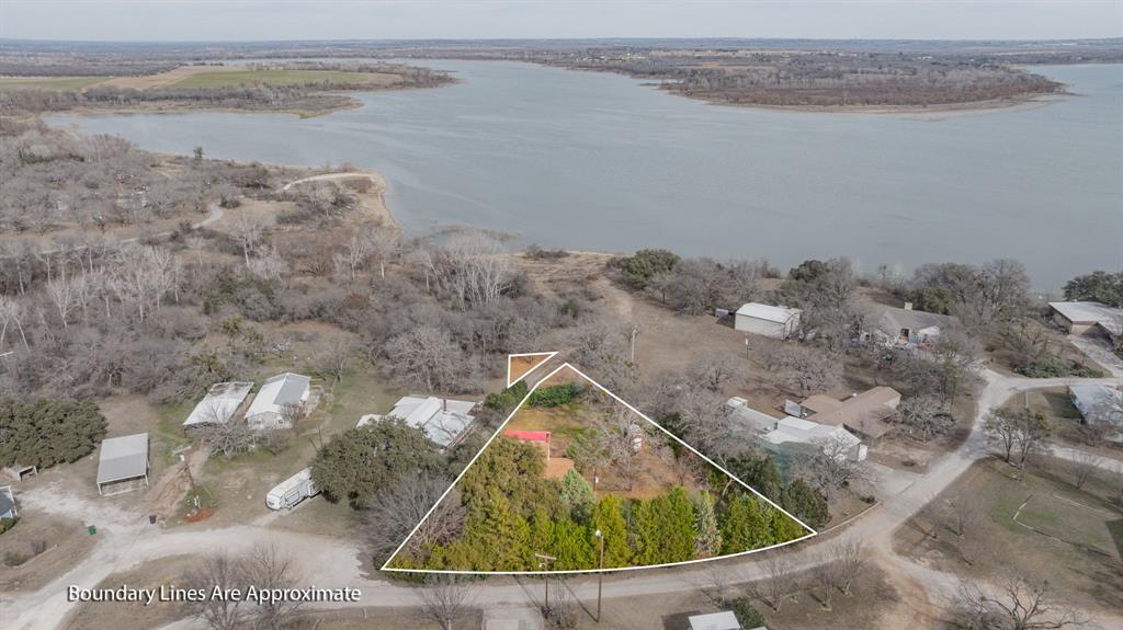 216 Broken Arrow Comanche, TX 76442 - Photo 2 of 38