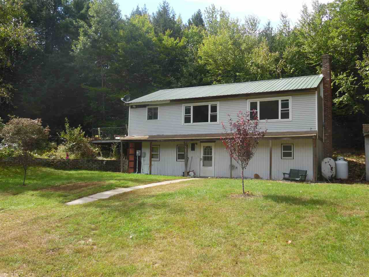28 Old Railroad Road Hillsborough, NH 03244 - Photo 3 of 23 Gallery Image 3