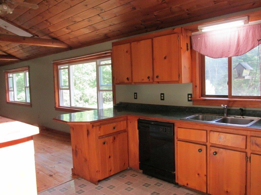 28 Old Railroad Road Hillsborough, NH 03244 - Photo 8 of 23 Gallery Image 8
