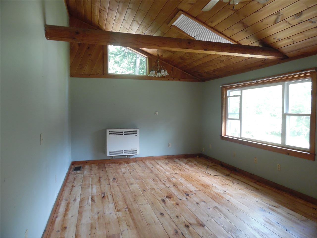 28 Old Railroad Road Hillsborough, NH 03244 - Photo 10 of 23 Gallery Image 10