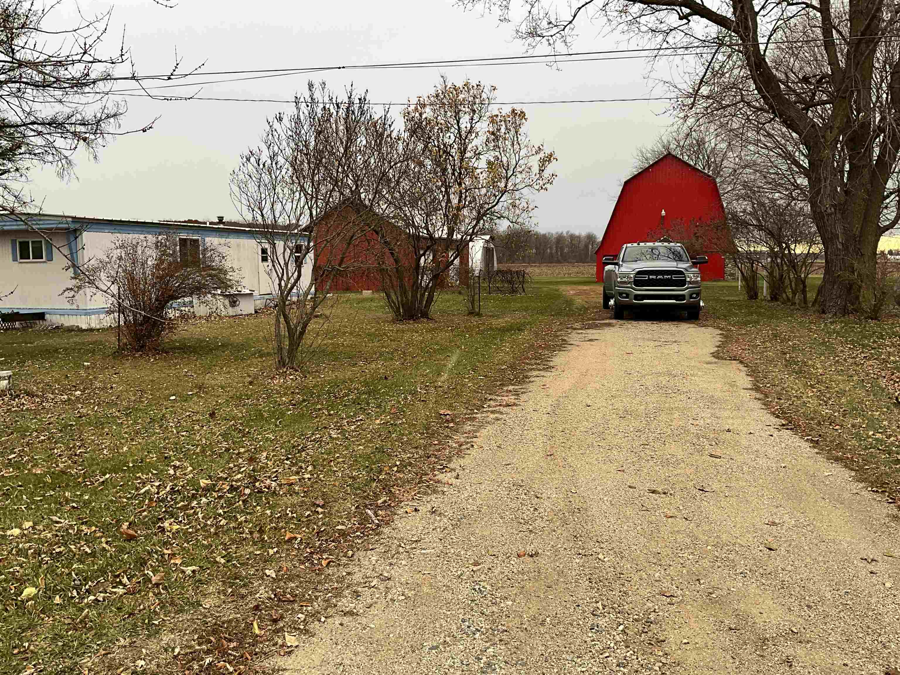 3394 West Washington Road Ithaca, MI 48847 - Photo 4 of 58 1940647-b8b51041-8abb-4d7b-ab7d-762045b5fb15.JPG