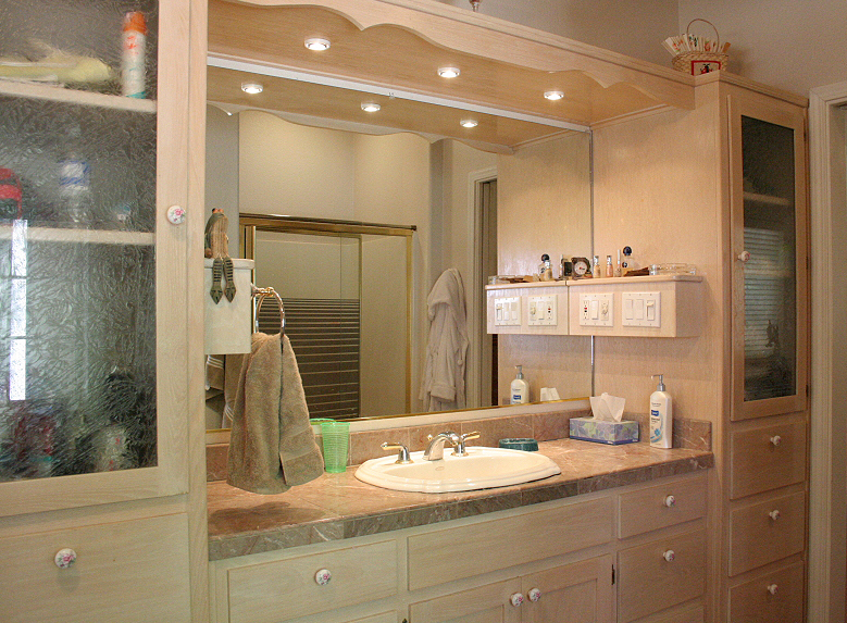 8657 McCumber Lk Road Shingletown, CA 96088 - Photo 19 of 46 Master Bedroom Vanity