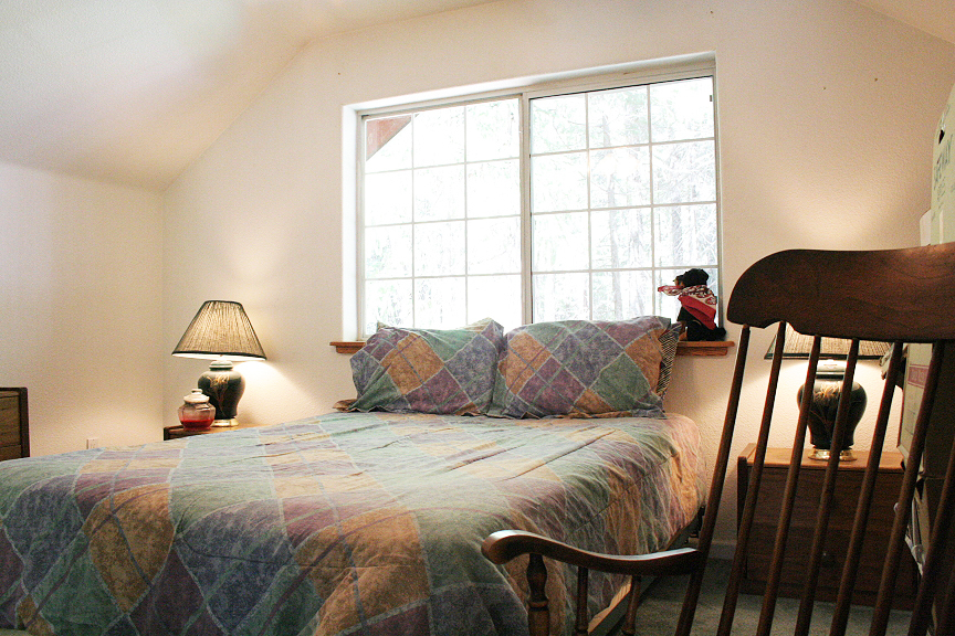 8657 McCumber Lk Road Shingletown, CA 96088 - Photo 20 of 46 Upstairs Guest Bedroom
