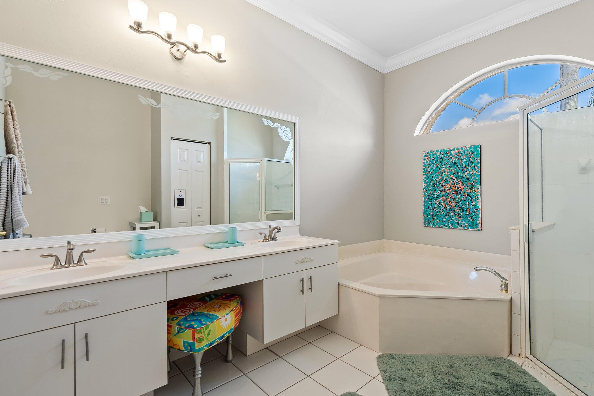 12408 Rockledge Circle Boca Raton, FL 33428 - Photo 15 of 35 Primary Bathroom