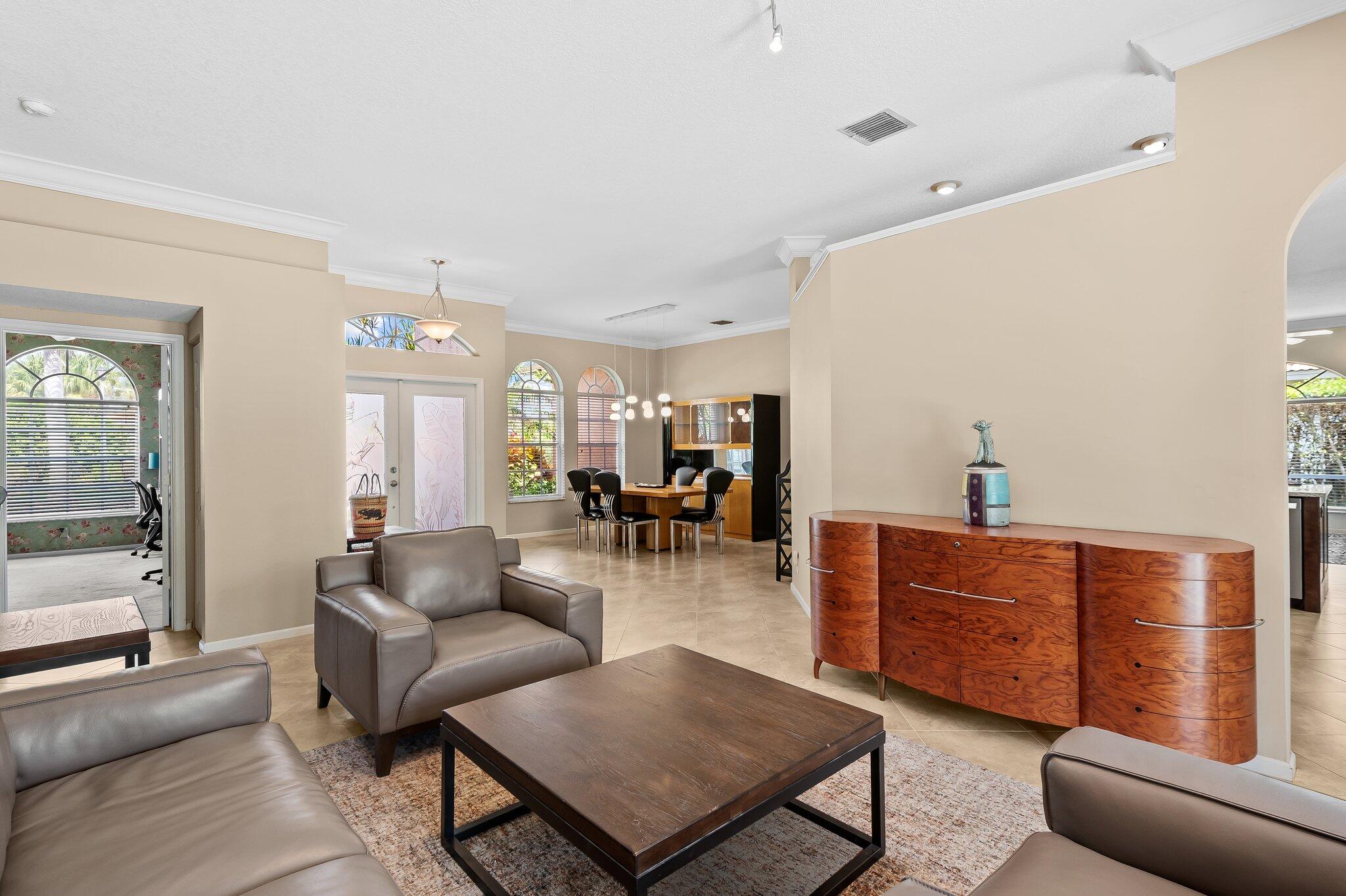 12408 Rockledge Circle Boca Raton, FL 33428 - Photo 5 of 35 29-web-or-mls-DSC_6668 (1)