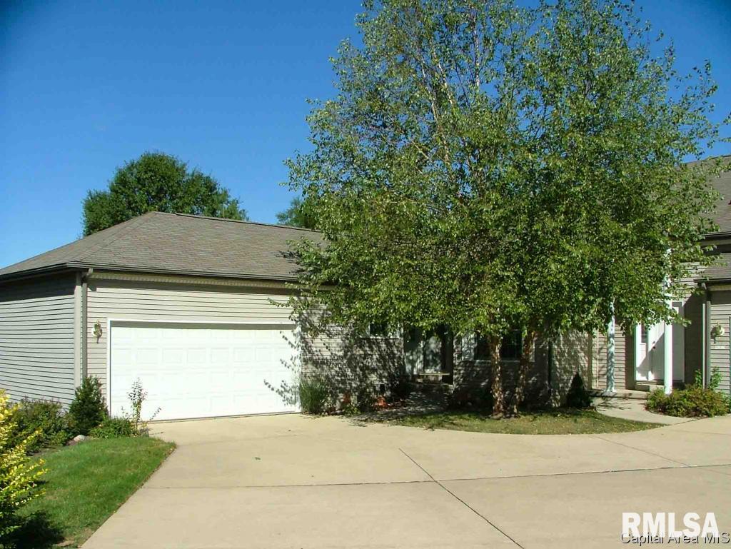 2508 Chapel Hill Road, Unit D Springfield, IL 62702 - Photo 1 of 16