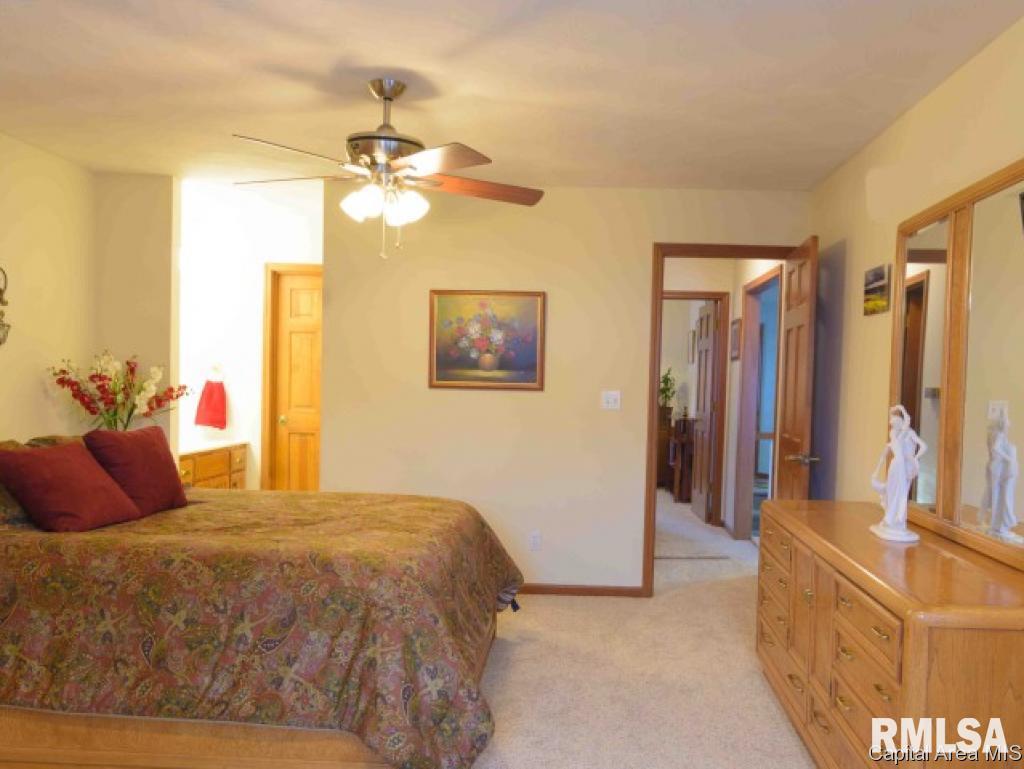 2508 Chapel Hill Road, Unit D Springfield, IL 62702 - Photo 4 of 16