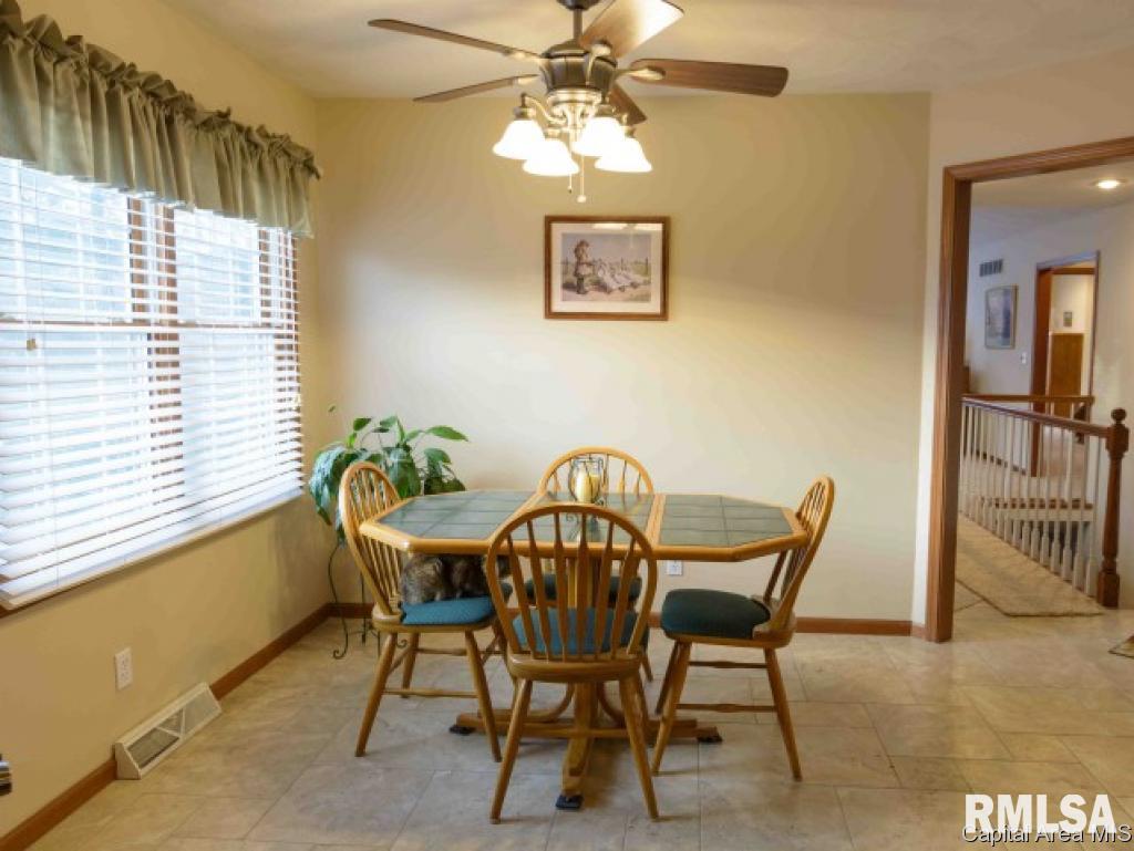 2508 Chapel Hill Road, Unit D Springfield, IL 62702 - Photo 6 of 16