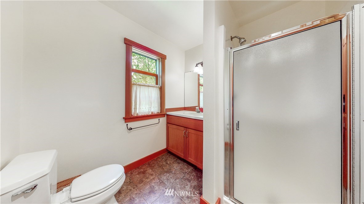 5994 Mission Road Bellingham, WA 98226 - Photo 11 of 23 Gallery Image 11