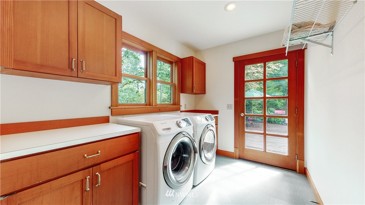 5994 Mission Road Bellingham, WA 98226 - Photo 12 of 23 Gallery Image 12