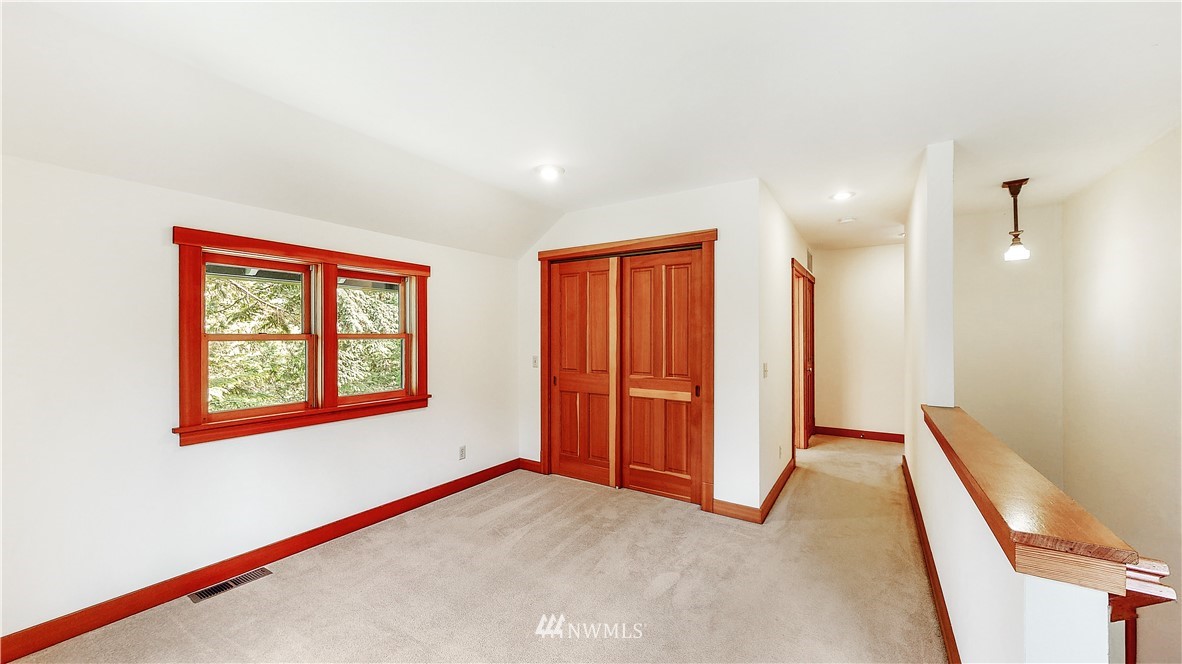 5994 Mission Road Bellingham, WA 98226 - Photo 14 of 23 Gallery Image 14