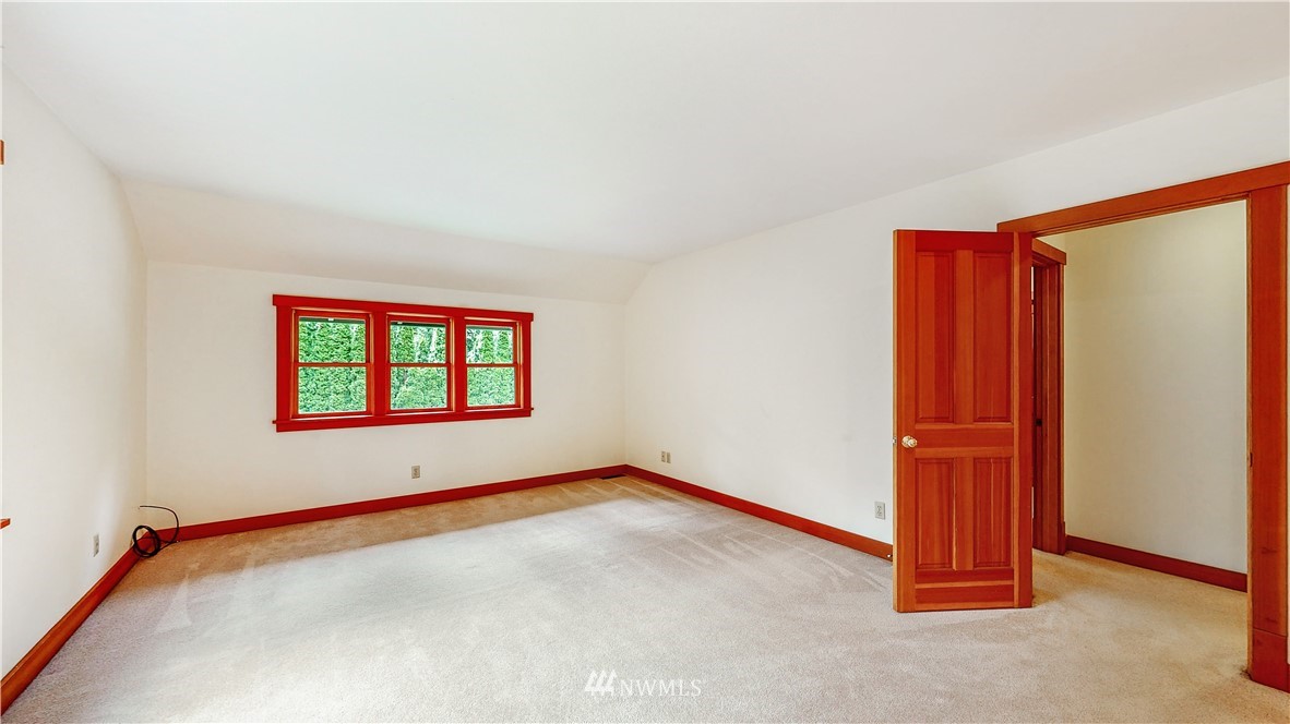 5994 Mission Road Bellingham, WA 98226 - Photo 20 of 23 Gallery Image 20