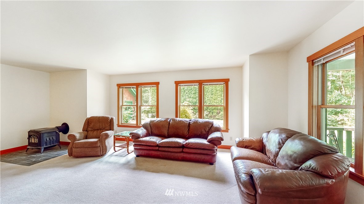5994 Mission Road Bellingham, WA 98226 - Photo 8 of 23 Gallery Image 8