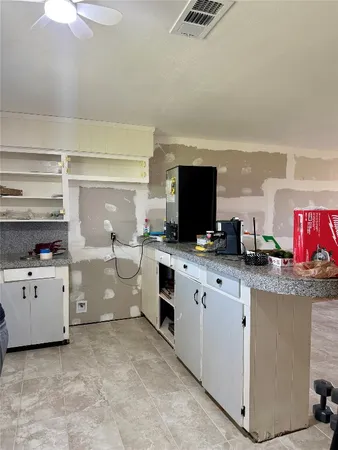 $299,000 | 6616 County Road 225, East Bernard, TX 77435