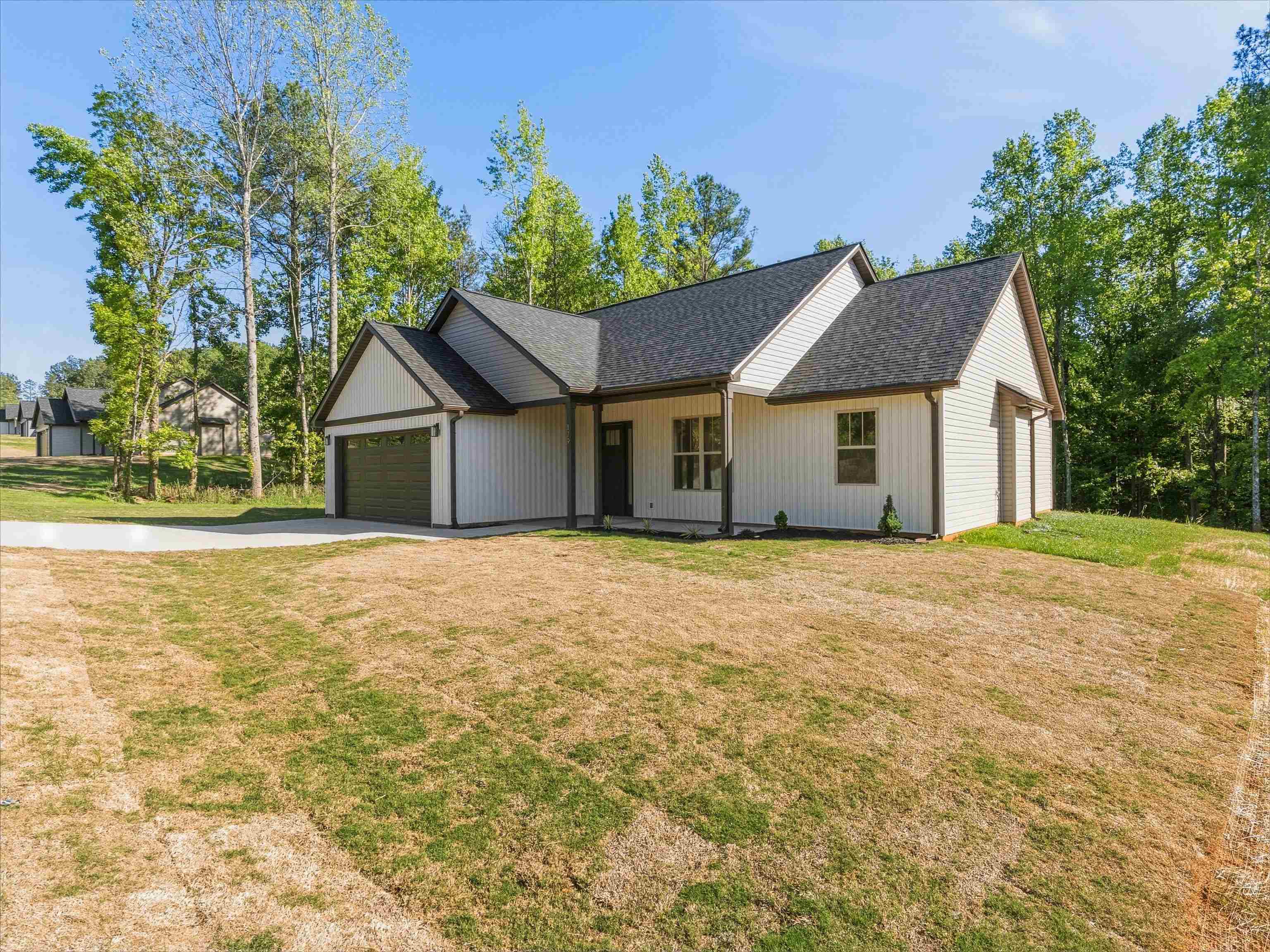 179 Susans Road Gaffney, SC 29341 - Photo 3 of 46