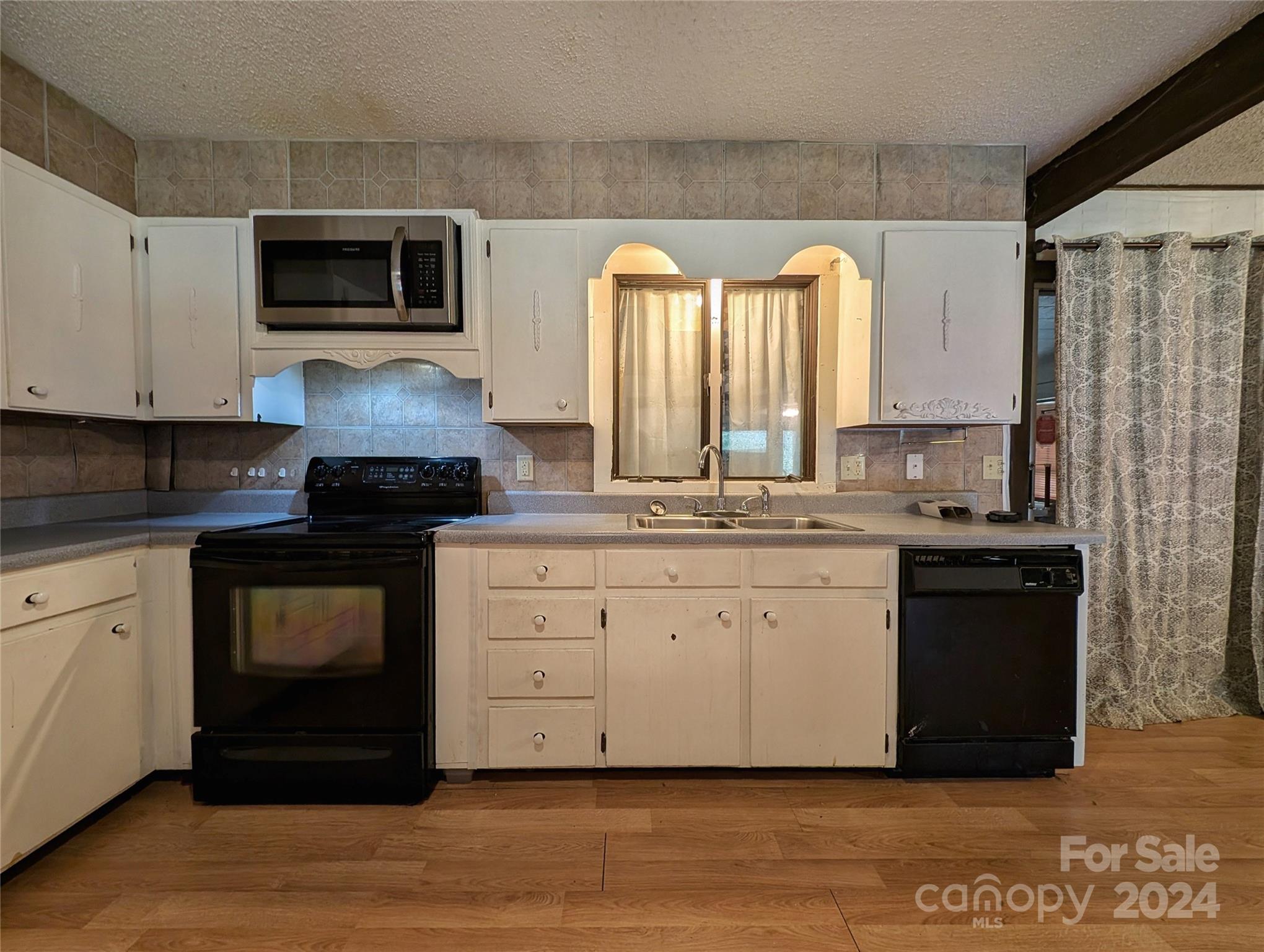 64 Hilltop Road Waynesville, NC 28786 - Photo 20 of 48 Gallery Image 20