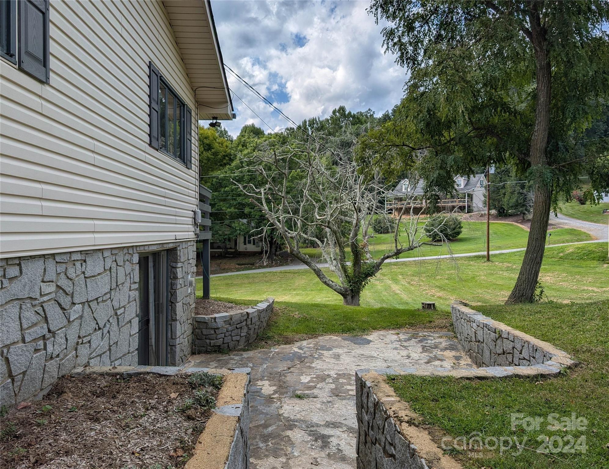 64 Hilltop Road Waynesville, NC 28786 - Photo 47 of 48 Gallery Image 47
