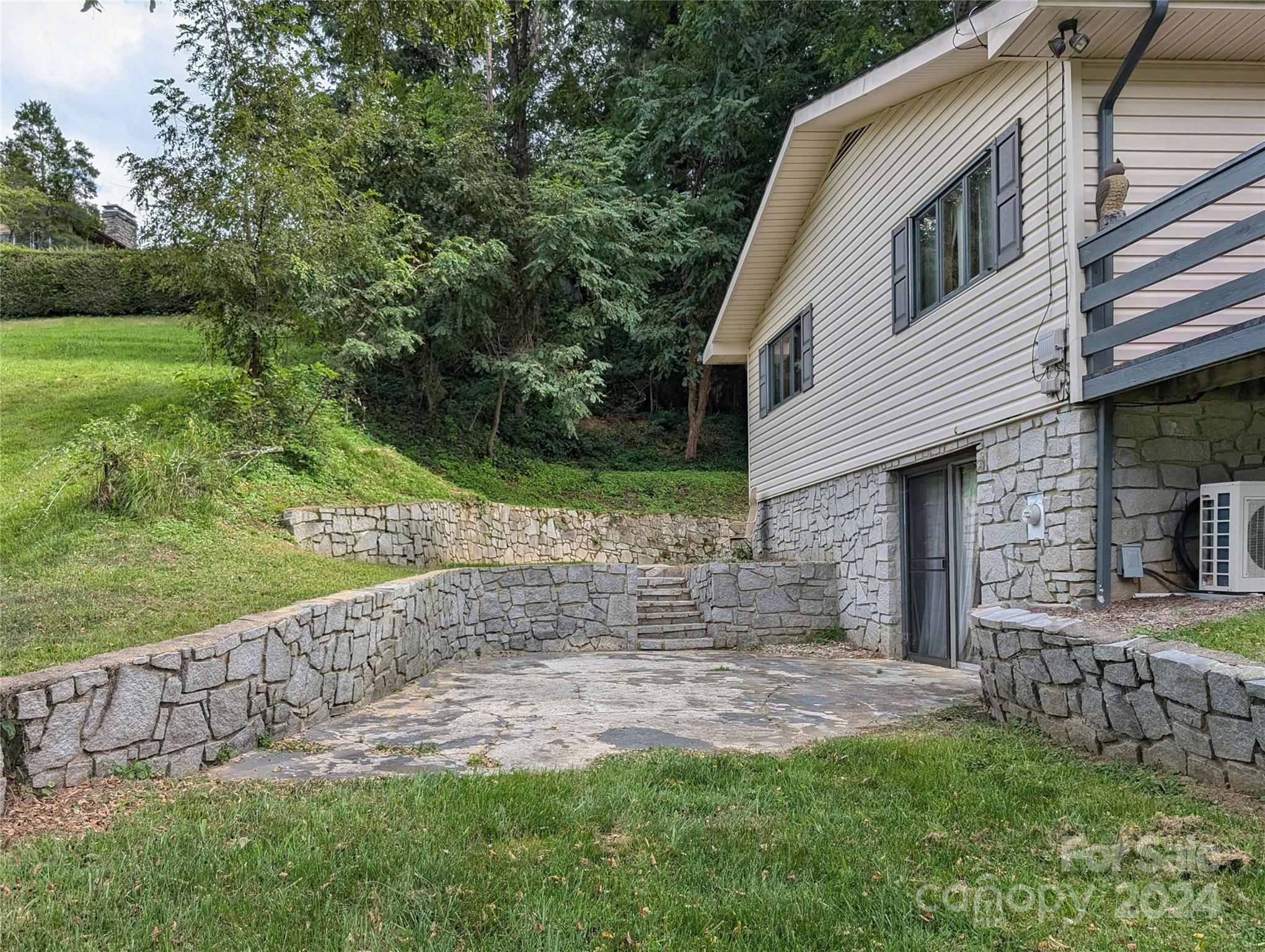 64 Hilltop Road Waynesville, NC 28786 - Photo 48 of 48 Gallery Image 48