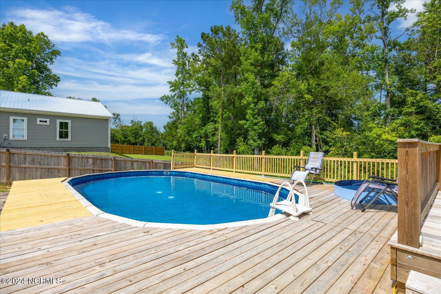 425 Washington Acres Road Hampstead, NC 28443 - Photo 35 of 41 07-FinalExterior425-4
