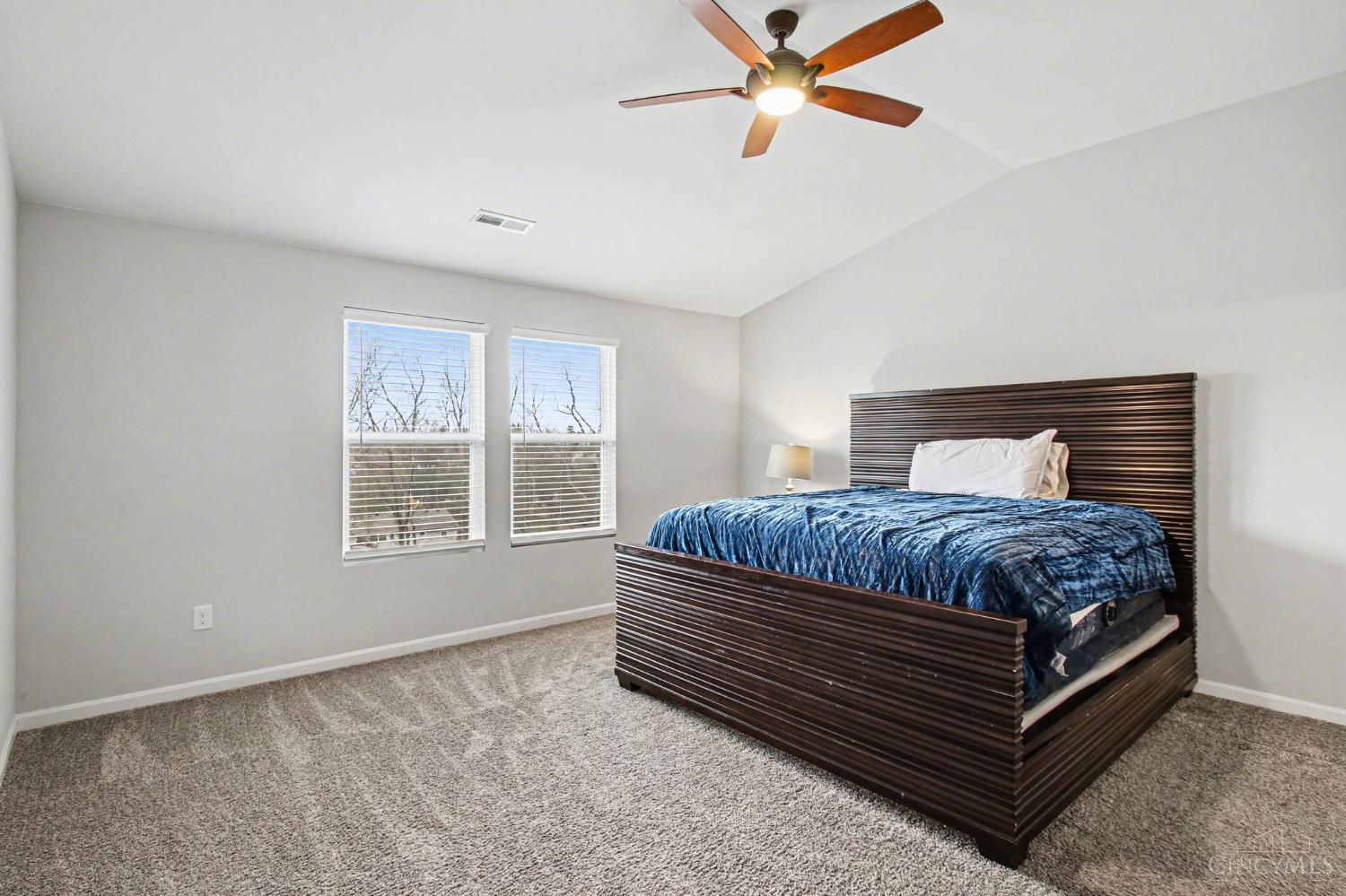 4677 Hampton Pointe Drive Cincinnati, OH 45248 - Photo 15 of 28