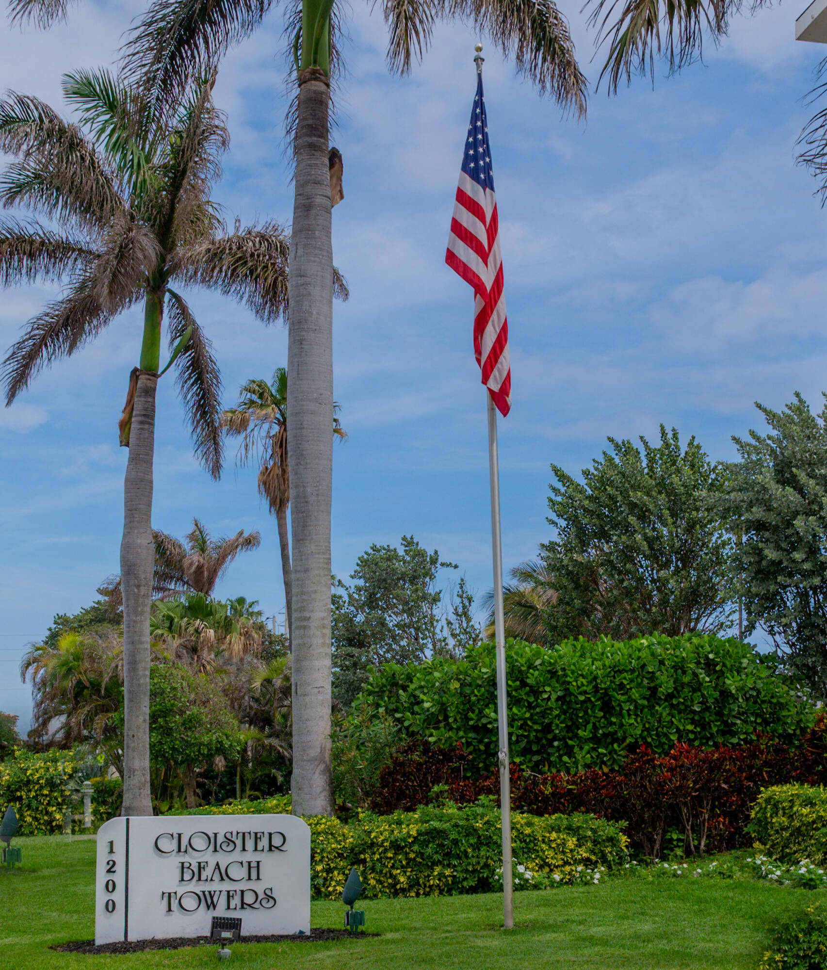 1200 South Ocean Boulevard, Unit 11D Boca Raton, FL 33432 - Photo 44 of 45 a sign that is on the side of the park