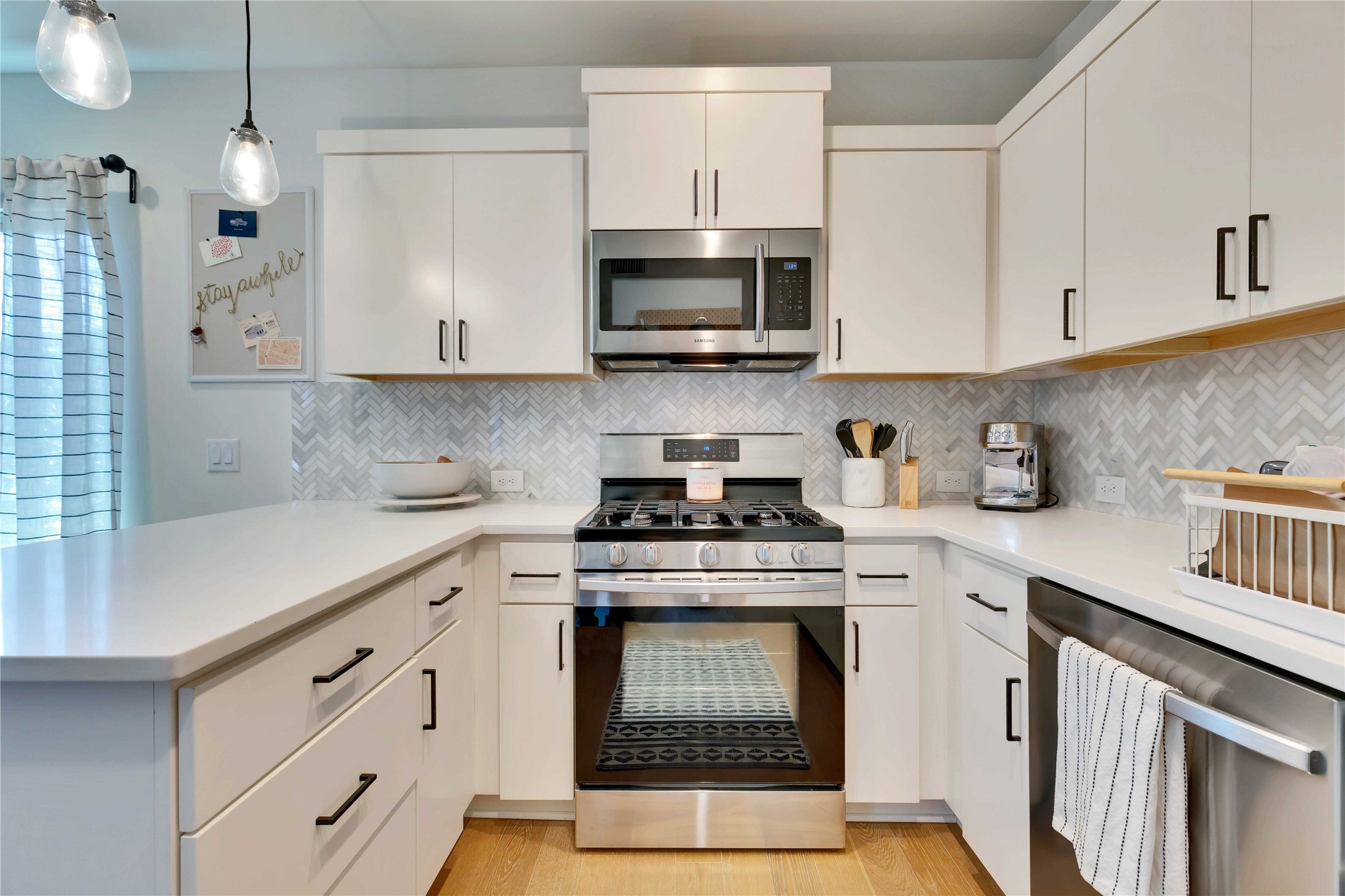 1128 Chicon Street, Unit 201 Austin, TX 78702 - Photo 7 of 30
